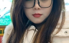 女子深夜欲火难耐